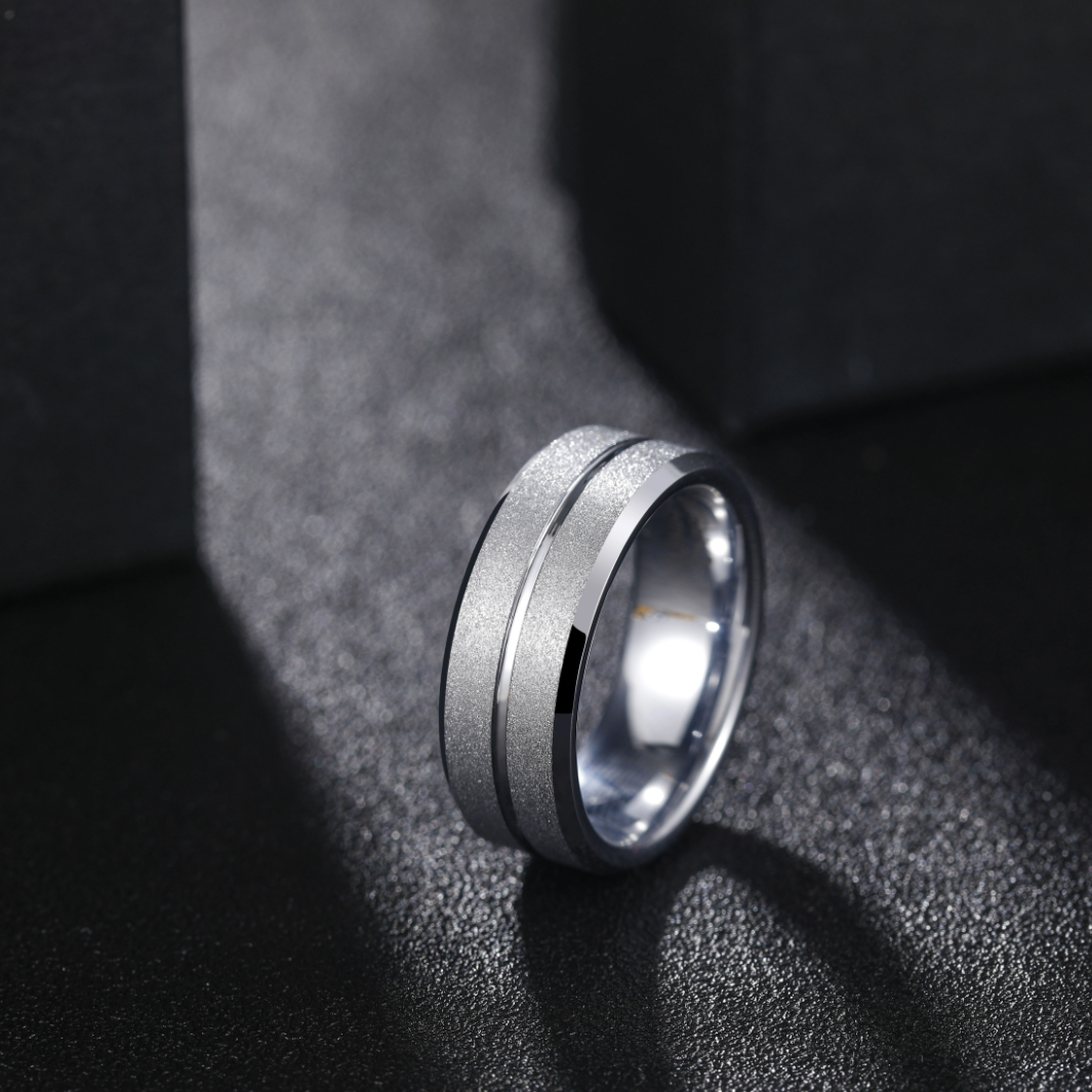 The Silvercut Edge